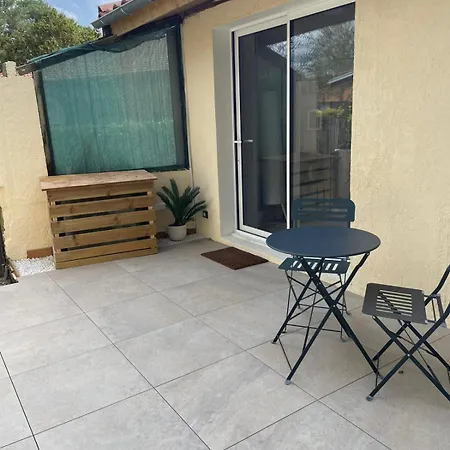 Logement Neuf, Equipe, Climatisation, Terrasse Au Calme, Velos, Proche Du Bourg Et De La Plage, Wifi, Linge Et Menage Compris Apartman