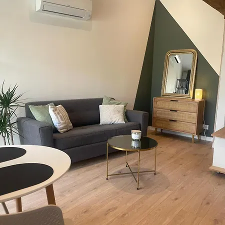 Neuf Equipe Avec Terrasse, Proche Du Bourg Et Des Plages Oceanes, Climatise, Wifi, Parking, Linge Et Menage Compris, Proche Des Commerces Ouverts Toute L'annee 米尼赞海滩